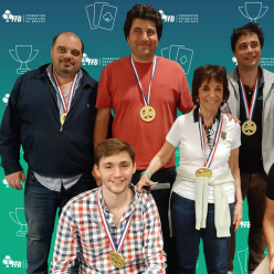 Le club de Garches-Vaucresson à nouveau 1 ier des Interclubs division 1 avec l'équipe Hilda Setton,Thomas Bessis, Cédric Lorenzini, Quentin Robert, Baptiste Combescure et Pierre Franceschetti